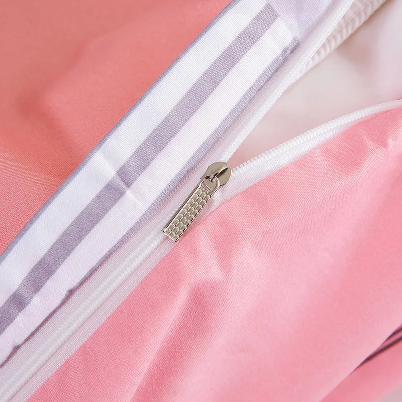 Комплект постельного белья из 2/3 предметов с двухсторонним принтом | Дом и сад