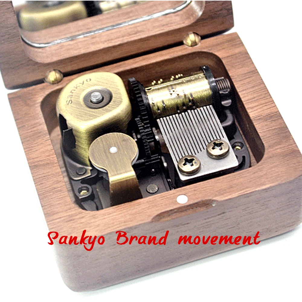 Деревянная музыкальная шкатулка Sinzyo ручной работы Сейлор Мун на Рождество/День