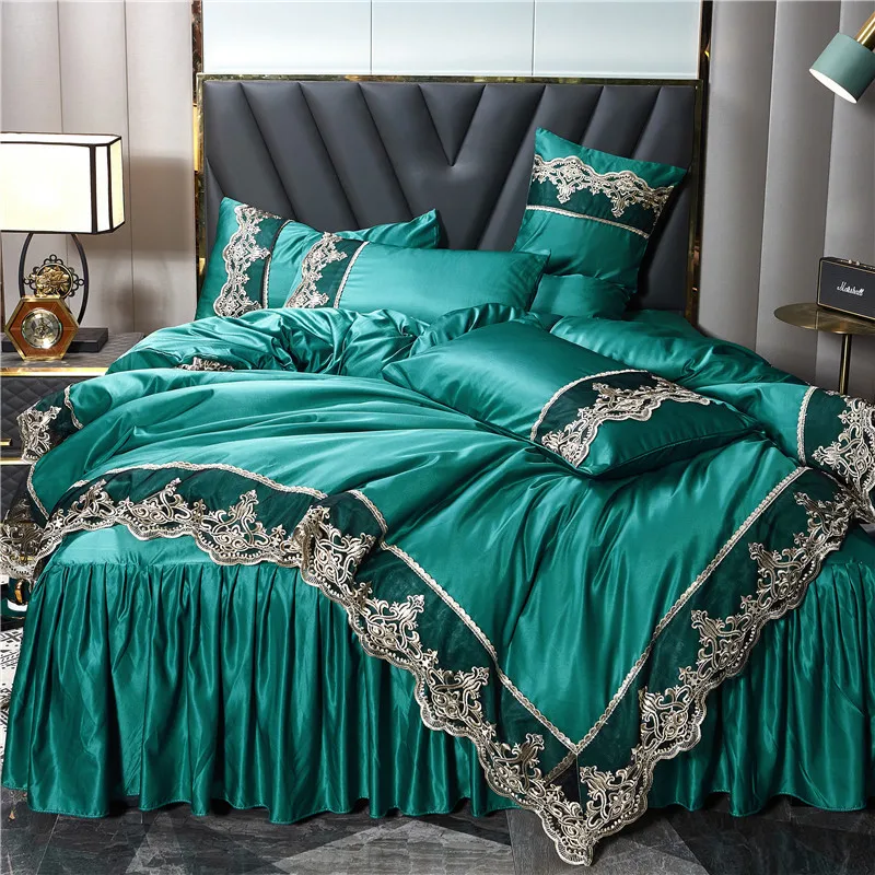 Комплект постельного белья из 3 или 4 предметов с кружевной юбкой | Дом и сад