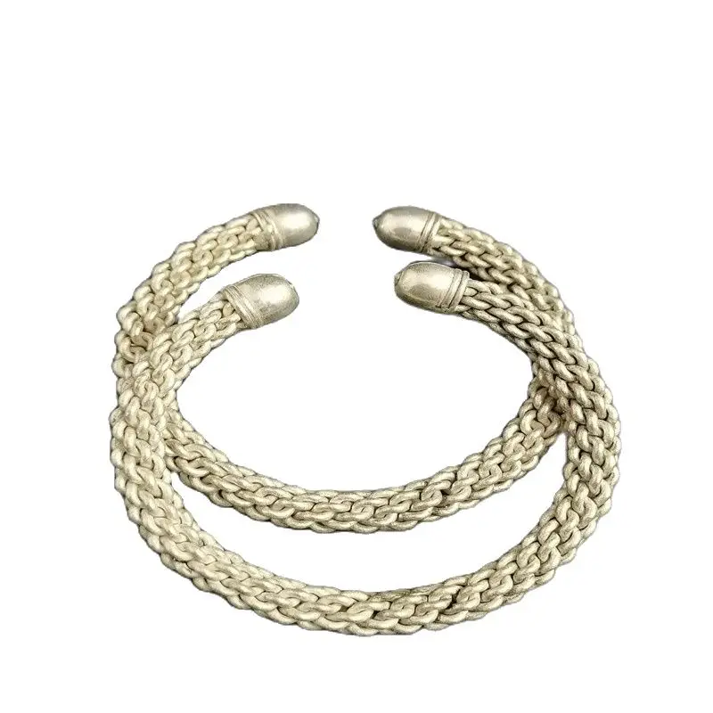 

Chinese Old Tibet Silver Carving A pair Of Tibetan Silver Bracelets