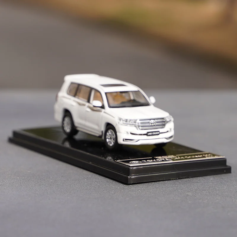 

Модель внедорожника Land Cruiser LC200 из сплава 1/64, коллекция украшений для внедорожников