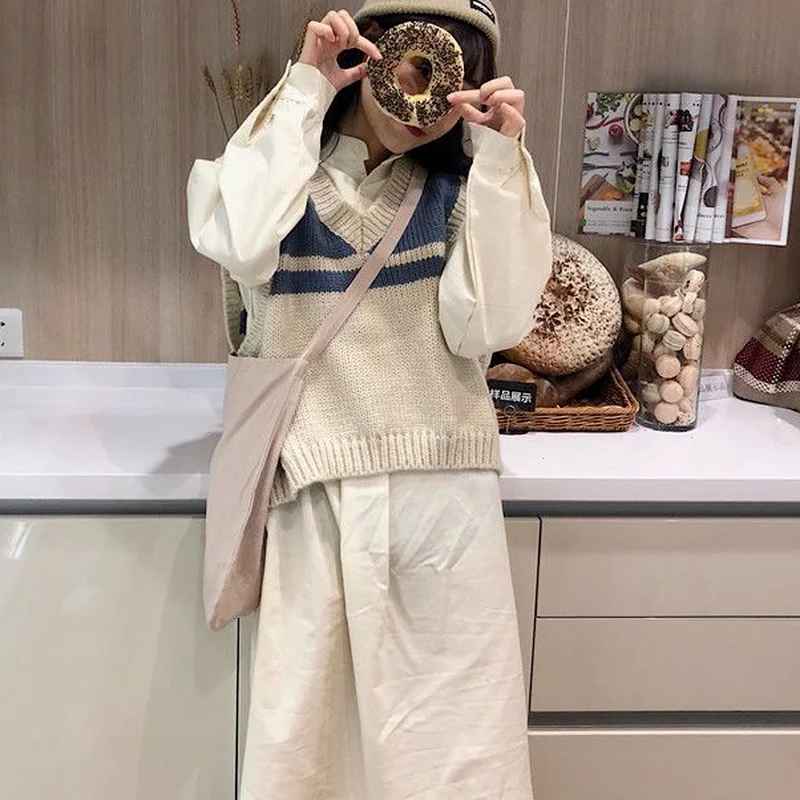 

Vests Women Patchwork Harajuku V-neck Autumn Jumper Chic Coat Female Sleeveless Korean BF Street Style Knitwear Students Popular