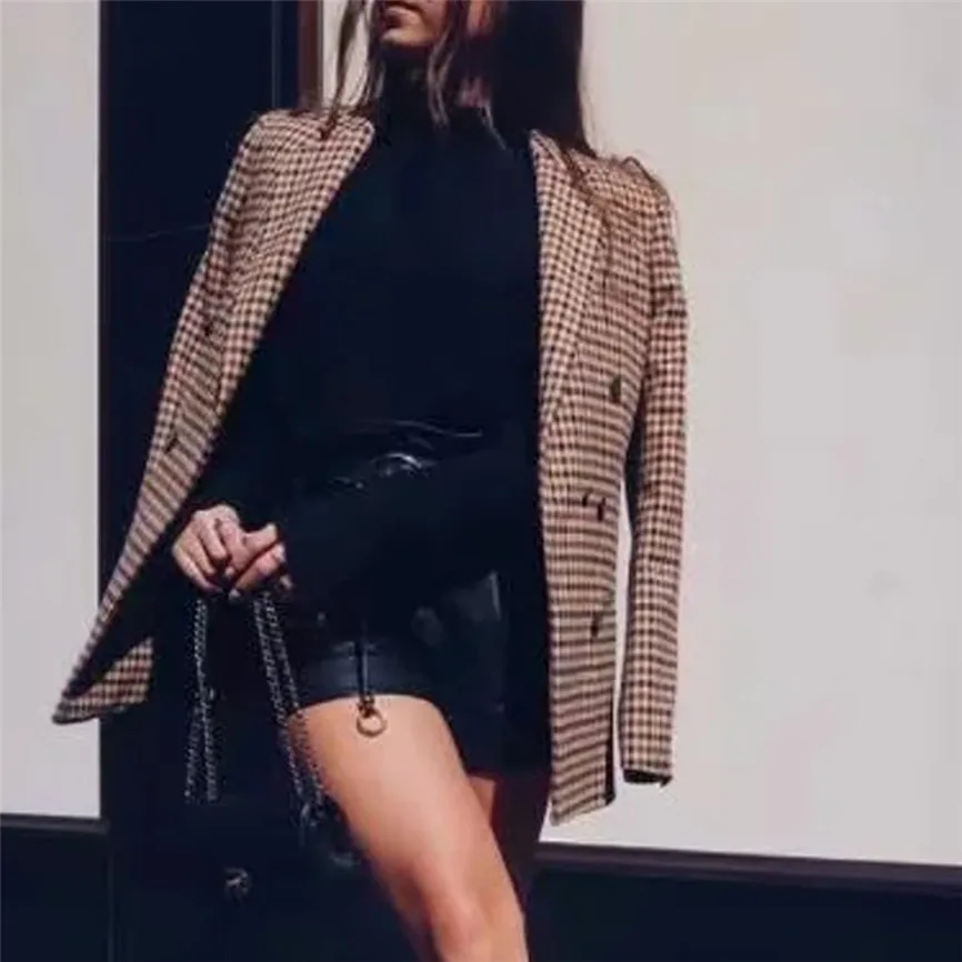 Женский жакет в стиле ретро на пуговицах с подплечниками большие размеры весна