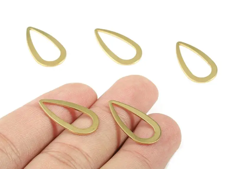 

Brass Drop Charm - Raw Brass Drop Earrings and Pendant - 12PCS/LOT - Earring Finding - 22.01x12.1x0.83mm - PP2971