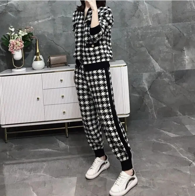 

Fashion women's suit 2020 autumn and winter new Hepburn style knitted women's casual sweater harem pants two-piece suit