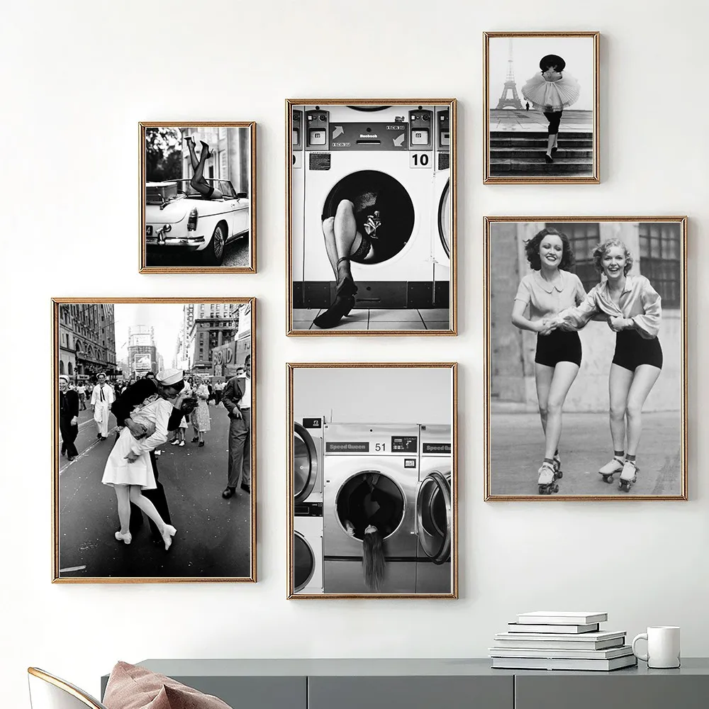 

Fashion Poster Wall Art Print Black and White Canvas Painting Perfume Woman Pictures for Living Room Vintage Fashion Home Decor