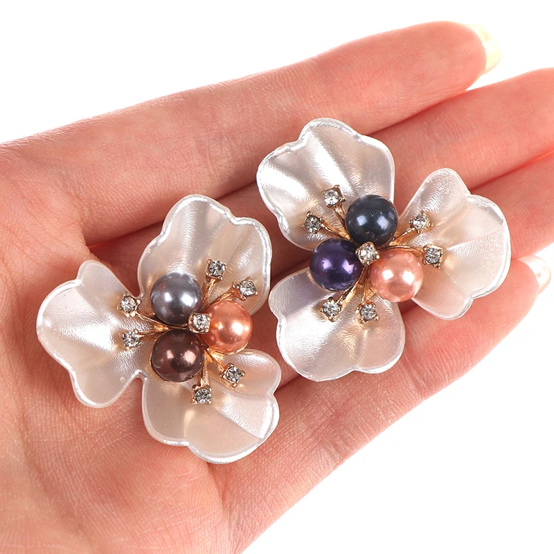 

2Pcs DIY Shoe Clips Embroidered Sequins Beads Decorative Accessory Cloth Patch Clover Shoe Decorations