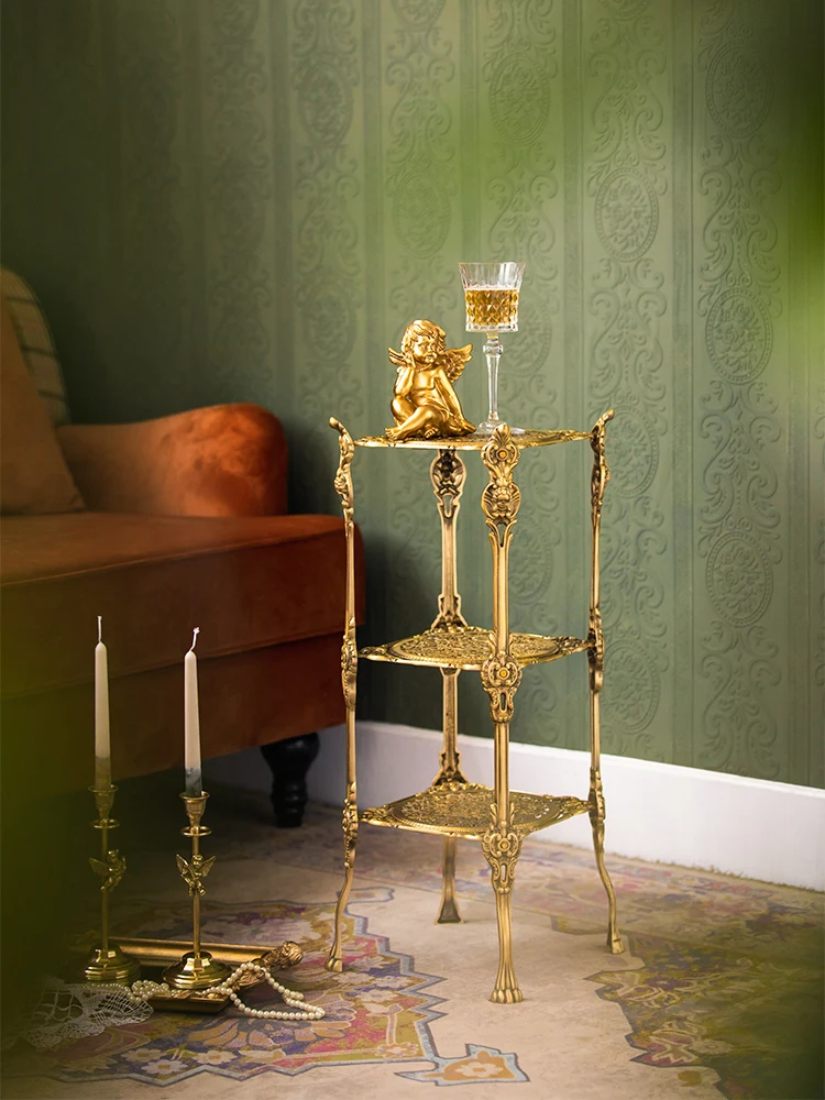 

GY Nordic Home гостиная латунный напольный стеллаж для хранения многослойный полый полка для хранения легкая роскошный боковой стол