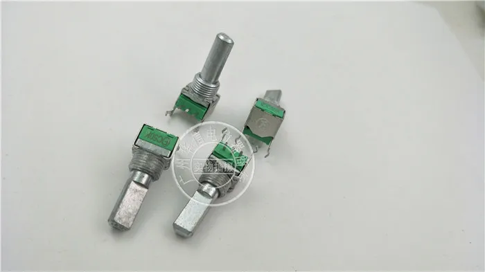 

Original new 100% F095 RK097N horizontal single potentiometer C50K handle with thread length 20MMF M9 screw sleeve (SWITCH)