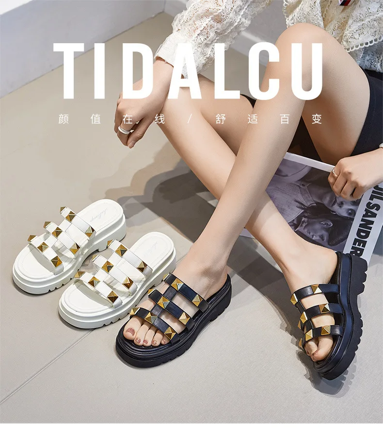 

New Spring/summer 2021 Sandals for Women with Platform Soles and Rivet Sandals for Women with Roman Beach Shoes