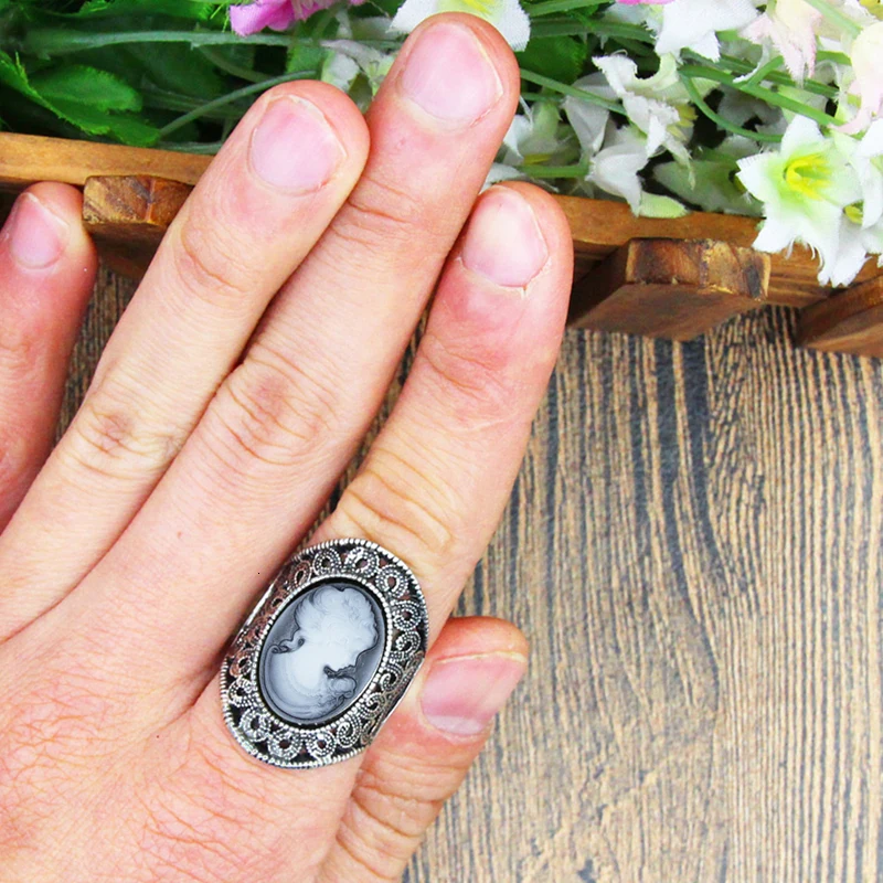 Lady Queen Cameo Jewelry Sets Vintage Necklace Earrings Ring For Women Flower Pendant Fashion Party Fashion Jewelry