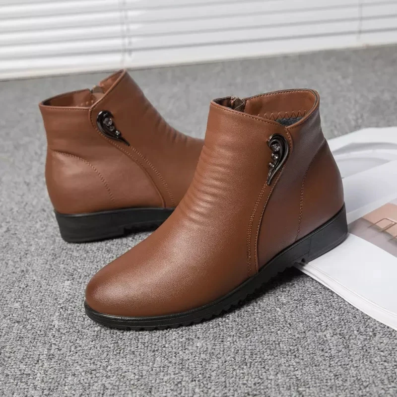 

Women's Shoes