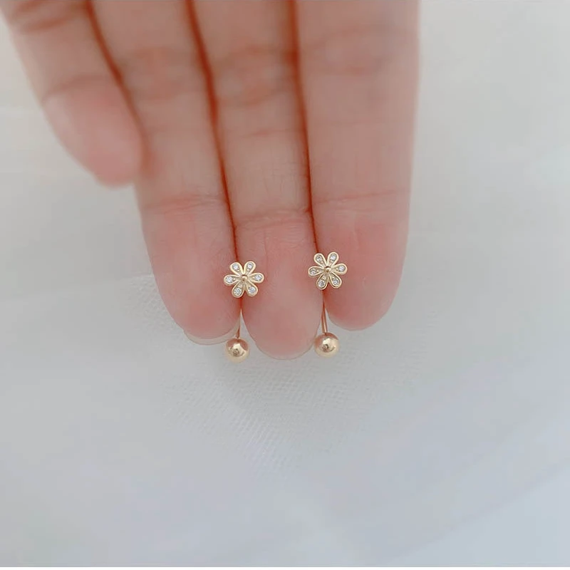 

Flower Helix Cartilage Earrings 2021 new Hooks Ear Jewelry for Women Temperament Smple U-shaped Stud Earrings Elegant Girls Gift