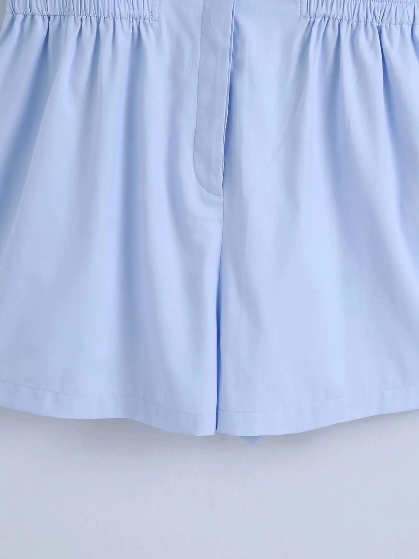 

Za 2021 Blue Casual Short Jumpsuit Women Turned-up V-neck Short Sleeve Summer Playsuits Vintage Elastic Waist Button Jumpsuit