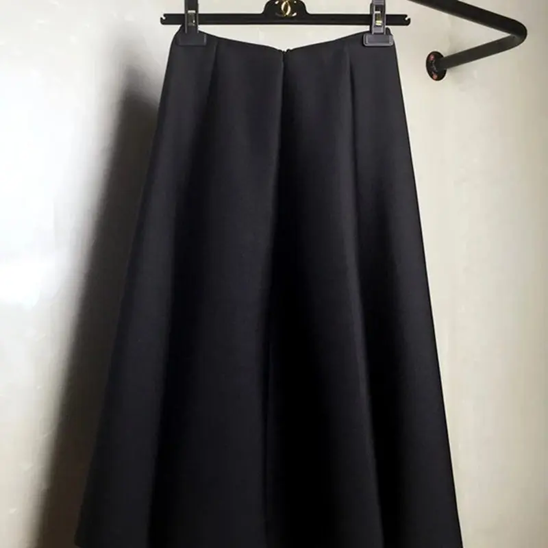 Новинка Весна 2022 зимние женские юбки модные в полоску |