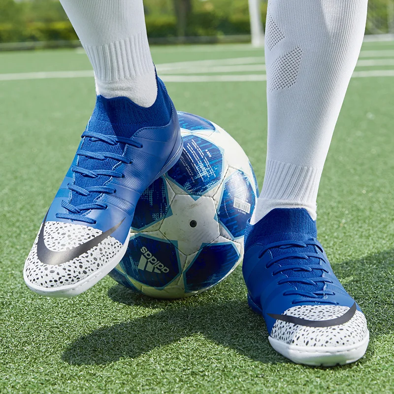 New Professional Blue Football Futsal Shoes Men Society Soccer Cleats Mens Football Boots Flat Turf Soccer Shoes Training Man