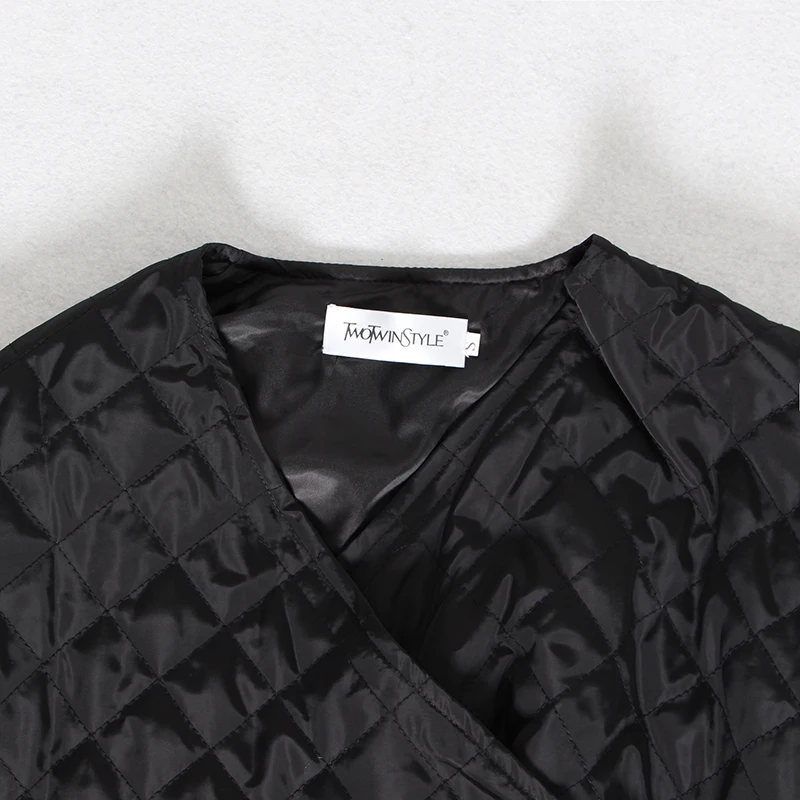 TWOTWINSTYLE Argyle хлопковое пальто женское фонарь с длинным рукавом на шнуровке с высокой талией Длинная женская верхняя одежда корейская винтажная мода