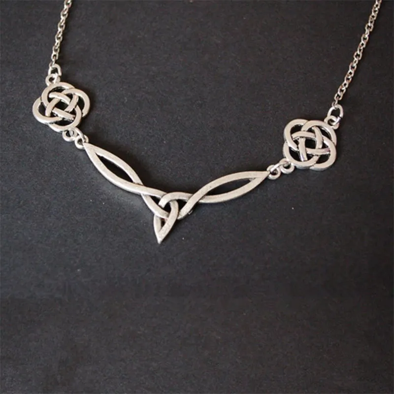 

2021 Fashion Treasure Cast Pewter Irish Celtic Delicate Necklace Viking Celtics Celtic knot Charm Pendant Simple Jewelry Gifts