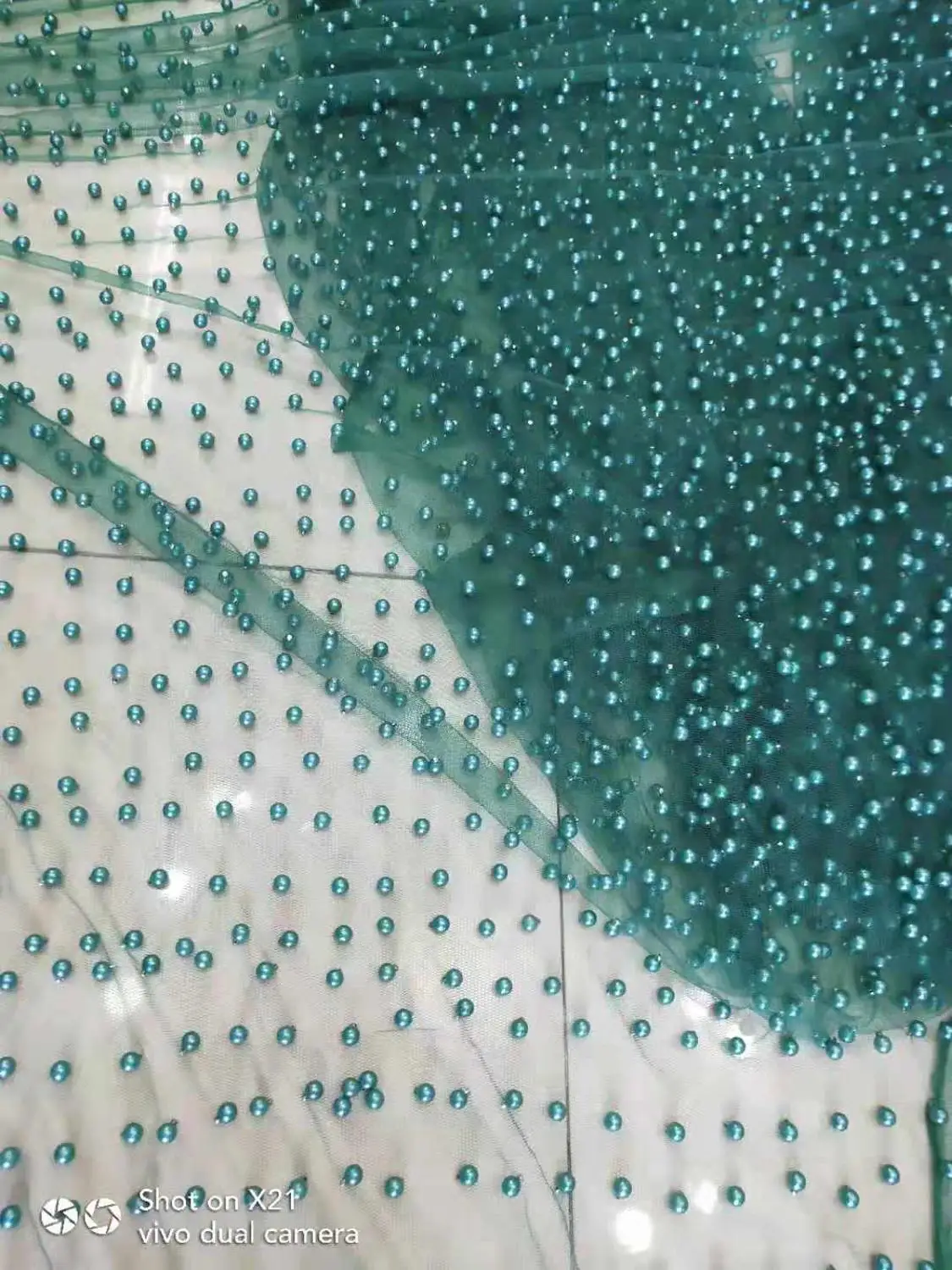 Зеленый цвет красивый французский тюль сетка ткань с большим количеством бисера