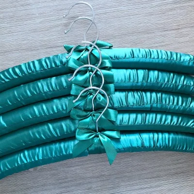 18 15 шт. кремовые молочно-белый атлас мягкий крючок для пальто, одежды Вешалки - Цвет: 18