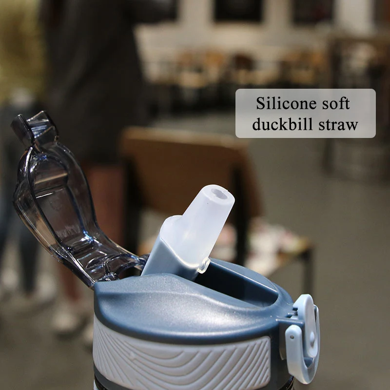 бутылка для воды спорт 800 мл Спортивная с соломинкой пластиковая прозрачная