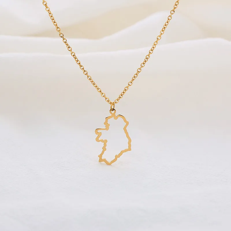 

Outline Republic of Ireland Country Map Necklace Continent Dublin Pendant Necklaces for Motherland Hometown Female Ladies Party