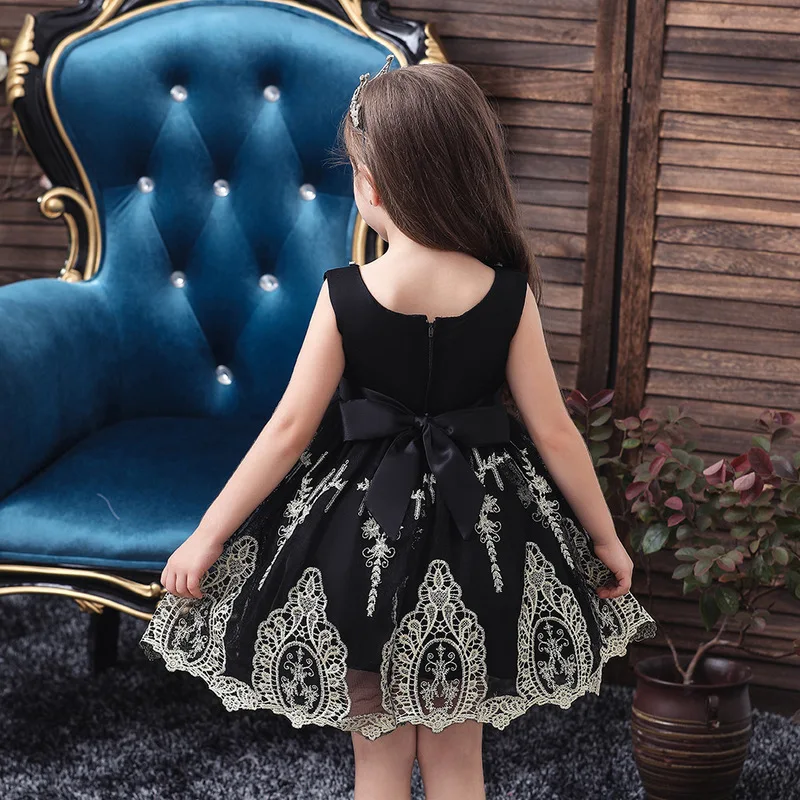 

Flower Girls Dresses Illusion Crystal Embroidey Luxury Purple Tulle Lace Bow O-Neck Knee-Length Kids Party Princess Gown F173