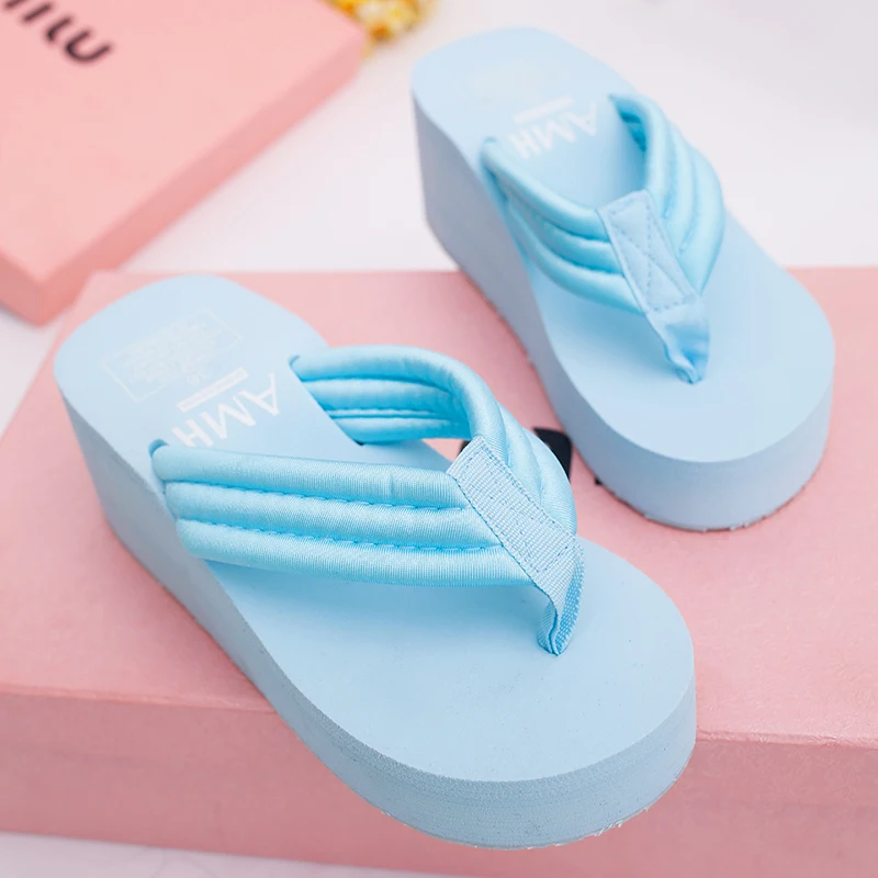 Новые шлепанцы Летняя женская обувь на танкетке и очень высоком каблуке