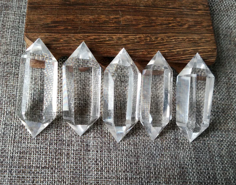 

3-7cm 100% Natural White Fluorite Crystal Quartz Crystal Stone Point Healing Hexagonal Wand Treatment Stone D3