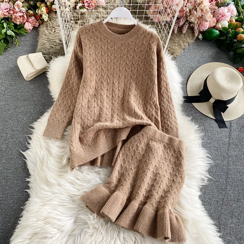

Women's Loose Two Piece Set Casual O-Neck Long Sleeve Pullovers Jumper And High Waist Mermaid Mini Skirt Female Knit Suit Winter