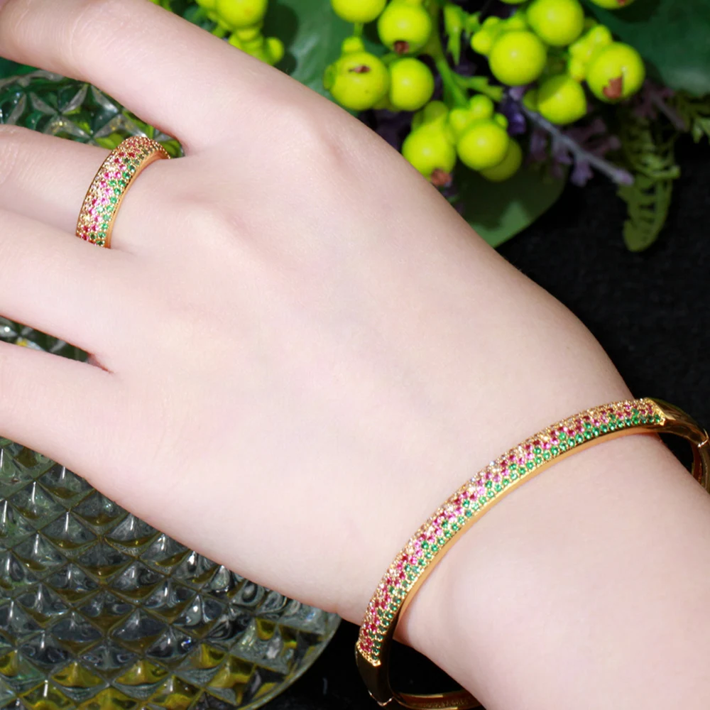 

CWWZircons микро проложить красный зеленый кубический цирконий камень золотой цвет круглый обручение вечерние Кольца Ювелирные наборы для женщ...