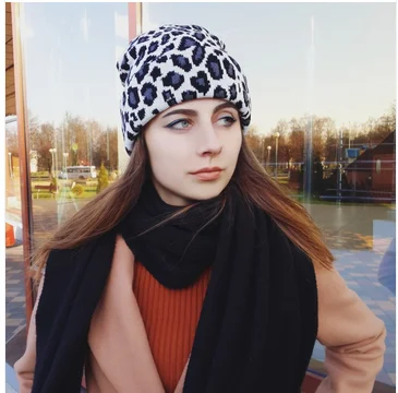 2020 зимние шляпы с леопардовым рисунком Женские вязаные крючком держать теплая