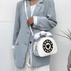 Сумка на плечо в стиле ретро для женщин, модный Индивидуальный саквояж на цепочке с мультипликационным рисунком, милая дамская сумочка-мессенджер для девушек, 2021