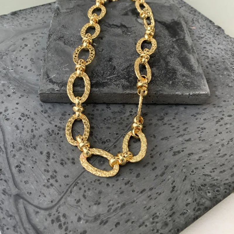

Hammered matt finish bold chain necklace for women punk chunky clavicle statement necklace hip-hop jewelry trendy women 2021