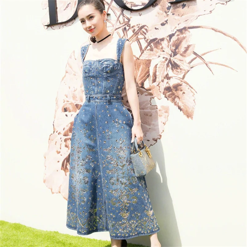 Женское джинсовое платье с цветочной вышивкой подиумное дизайнерское свободное