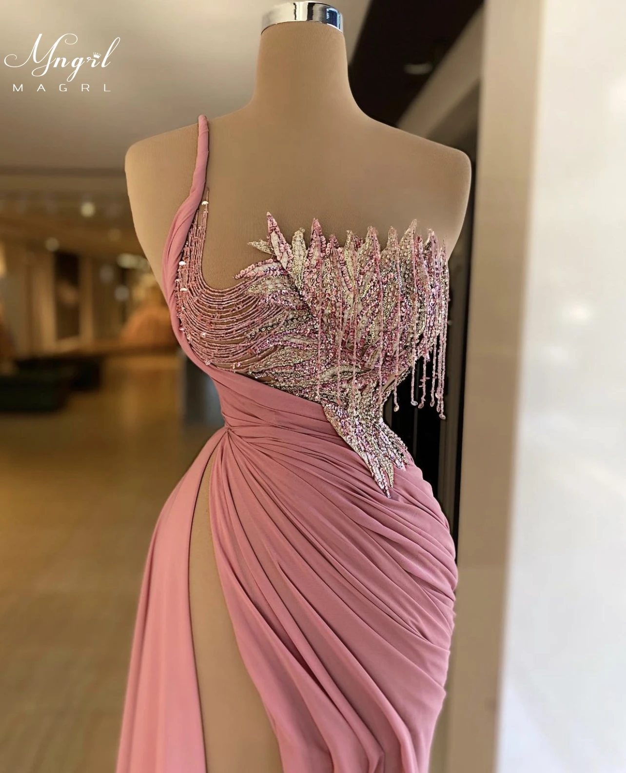 

MNGRL Luxury Evening Dress One-shoulder Long Sleeves Hand-applied Diamonds Glittering 2021 New Evening Dress Party Dress