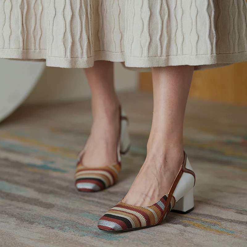 

Туфли-лодочки с бабочкой; Модные женские Цвет в комплекте с украшением в виде бабочки для женщин Genuin кожа, толстый каблук, женские туфли-лодо...