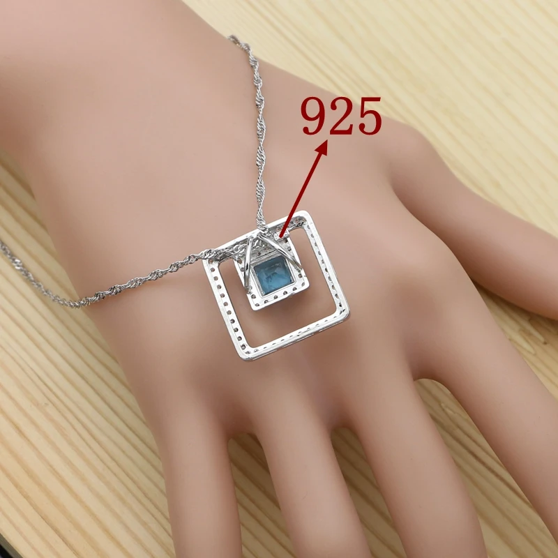Комплект ювелирных изделий из серебра 925 пробы с квадратным кулоном и кольцом