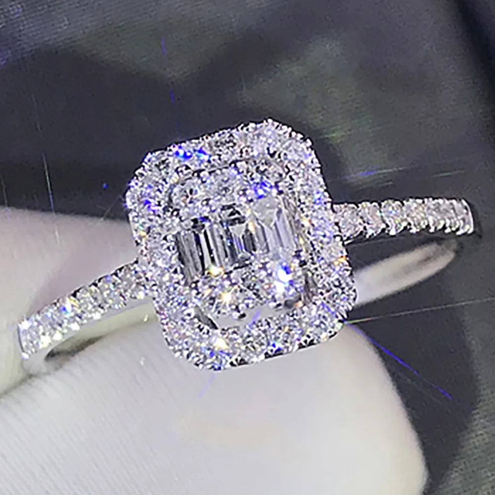 Custom Solid 18K Rose Gold Women Wedding Party Engagement Ring Rectangle Emerald Victorian Moissanite Diamond Romantic