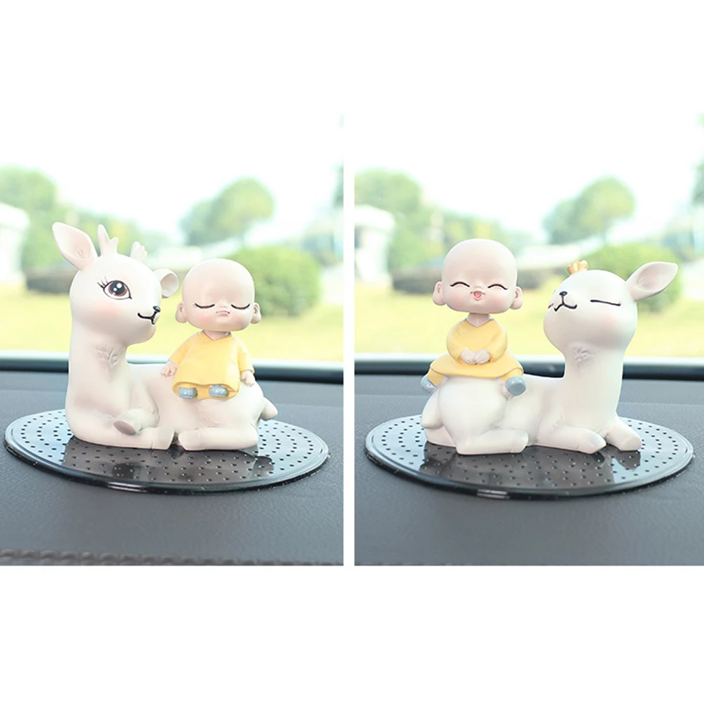 Трясущиеся игрушки Автомобильные украшения куклы трясущиеся головой кукла