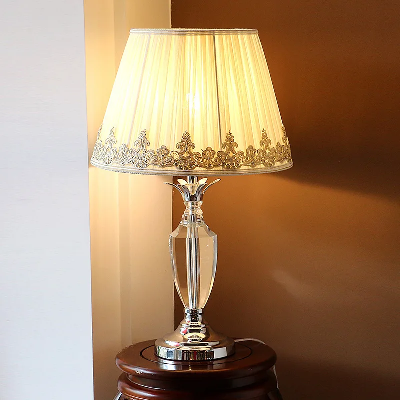 Современная Хрустальная настольная лампа для спальни тканевый абажур украшение
