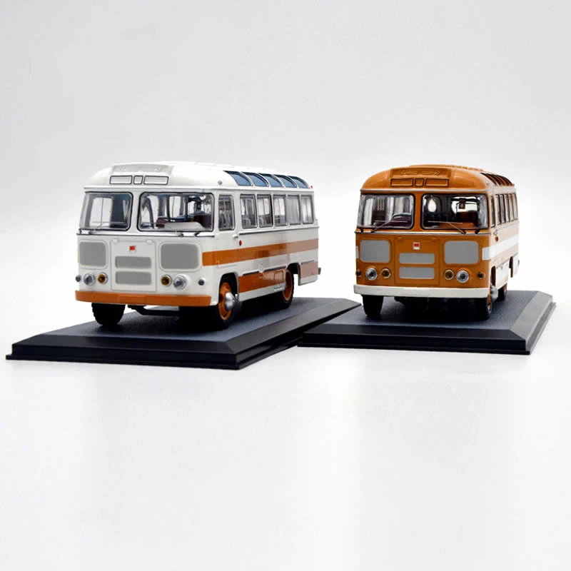 Модель автомобиля из металлического сплава в масштабе 1:43 |