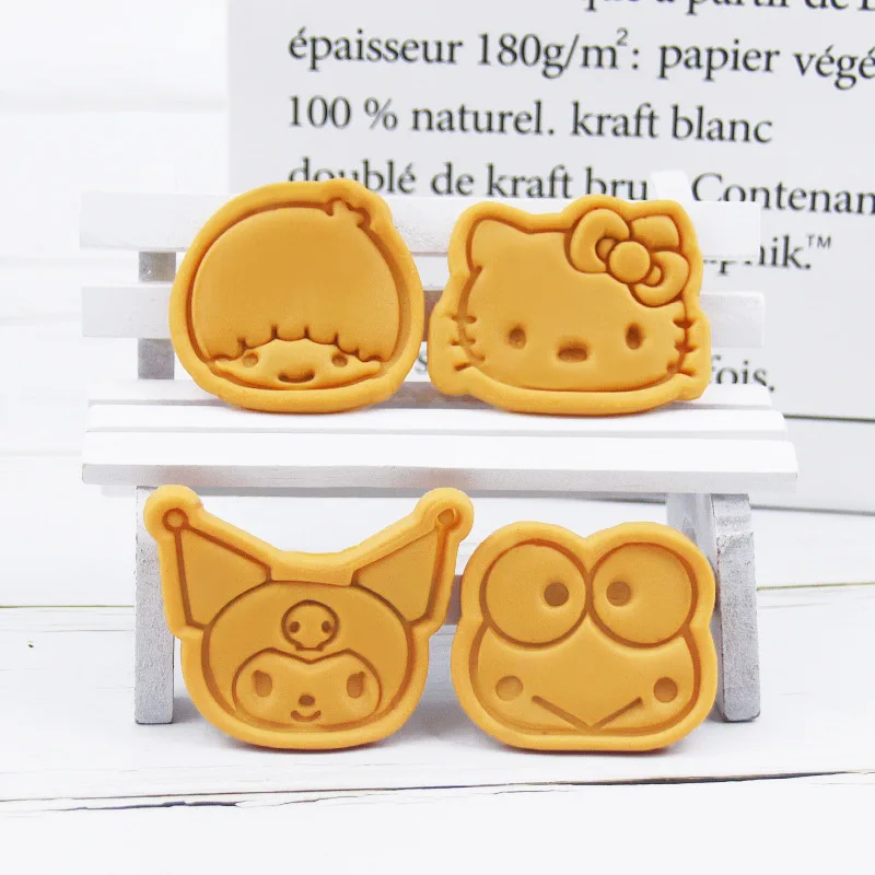 

Cartoon Biscuit Mold Kt Cat Pudding Dog Series Biscuit Cutter Household 3D Three-dimensional Modeling Biscuit Making Tool