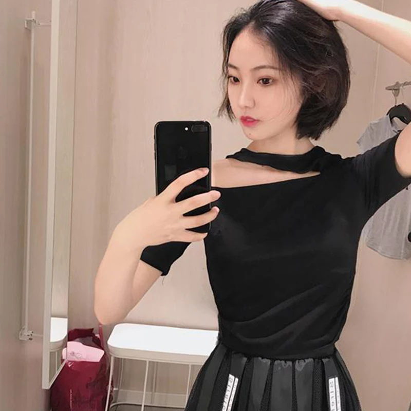 

Split Sexy Black Bodycon Tees Tops Women Short Sleeve Crewneck Elegant Ruched T Shirt Female 2021 Fashion Party Club E-Girl Lady