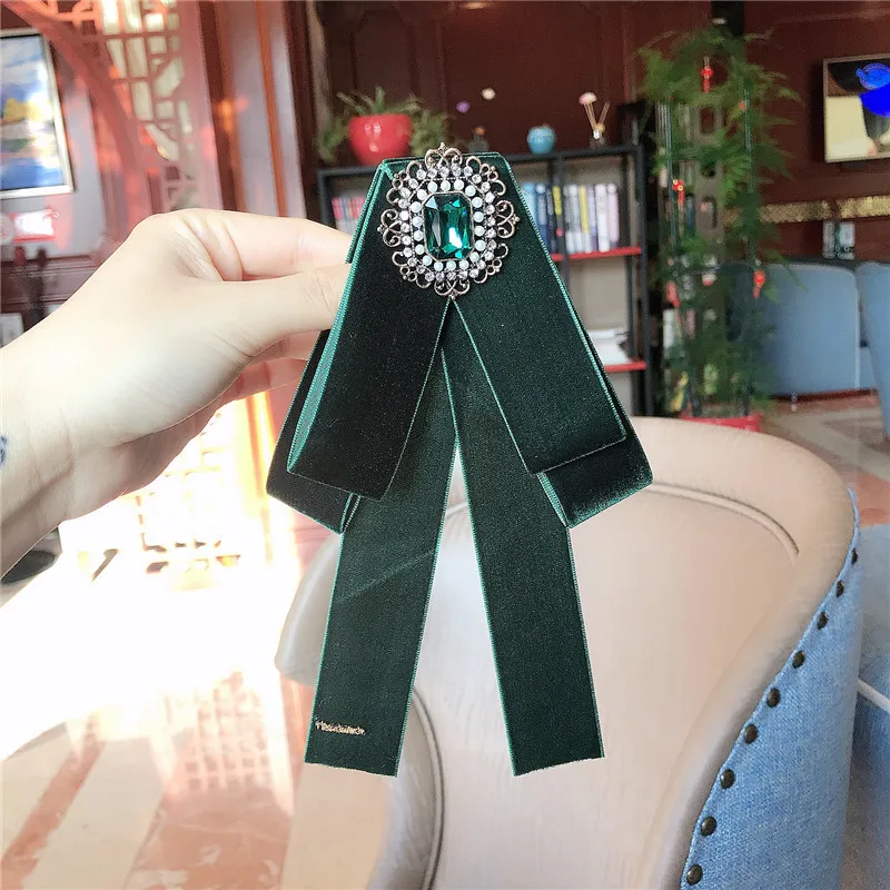 Женская бархатная брошь-бабочка Корейская тканевая для воротника стразы |