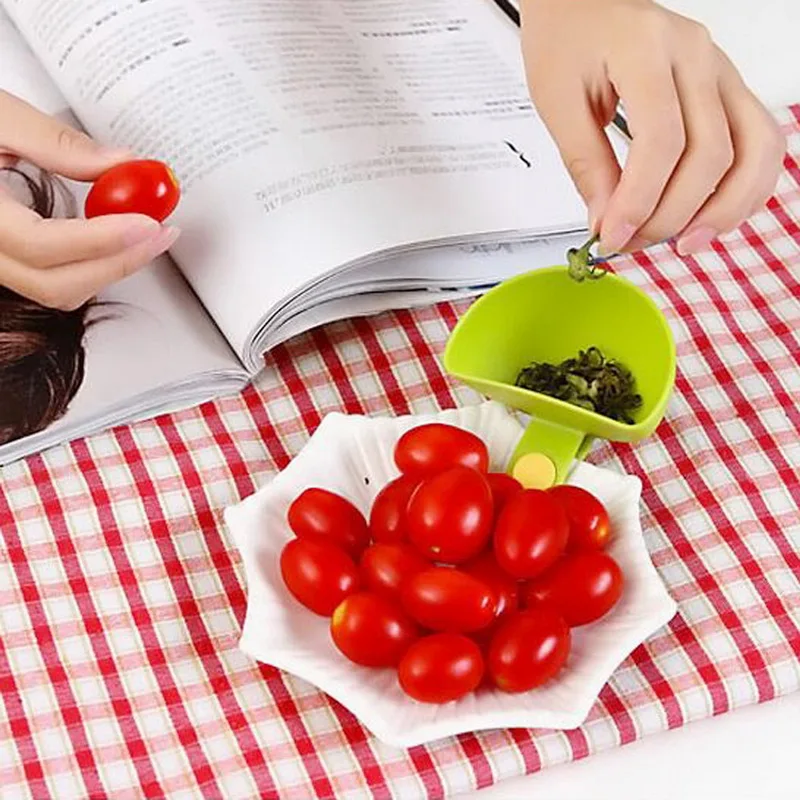 Ассорти приправ салата томатная паста блюда для соуса кухонный зажим чаши блюдо