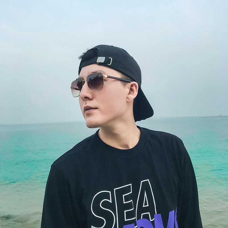 

2021 new sunglasses men's fashion box metal sunglasses men's fashion sunglasses
