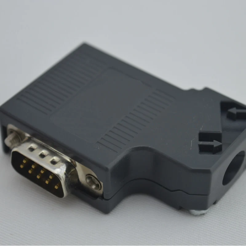 

6ES7972-0BA42-0XA0 972-0BA42 соединитель Profibus, замена 100%, имеют Фотоэлементы