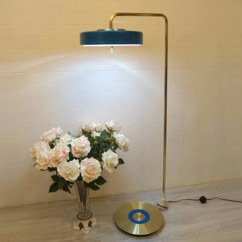 Минималистичный светодиодный напольный светильник черный/белый/синий абажур