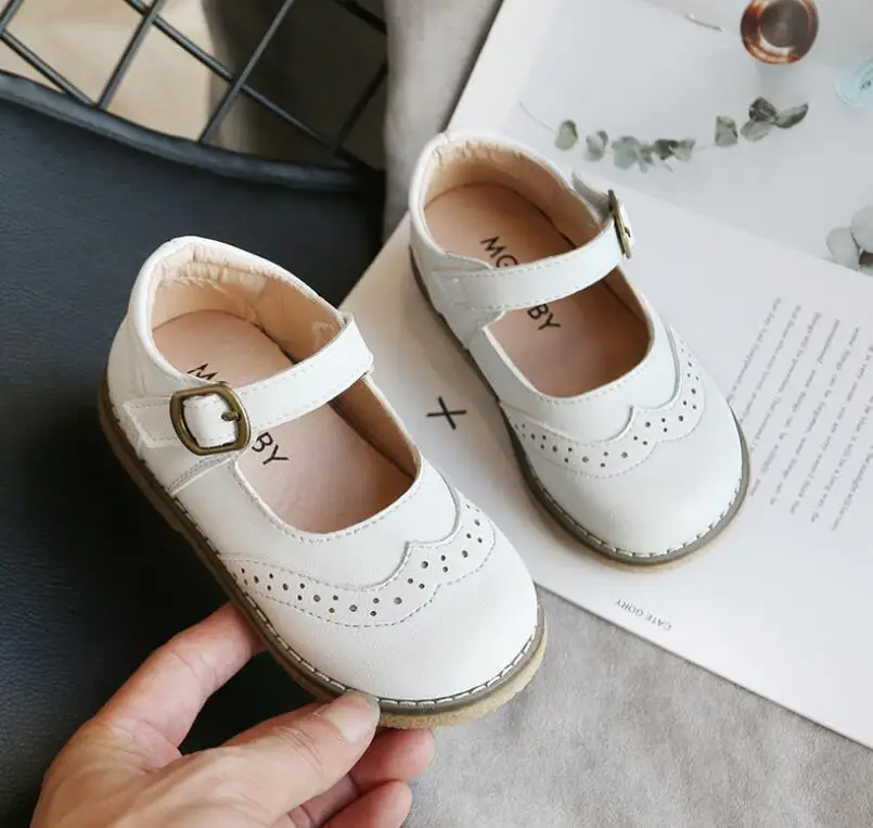 Новинка 2020 Весенняя кожаная обувь для мальчиков и девочек повседневная сандалии